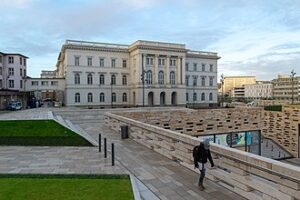 Weniger als AfD-Forderung: „Pass-Samstage“ nur von Mitte Juni bis Anfang Juli